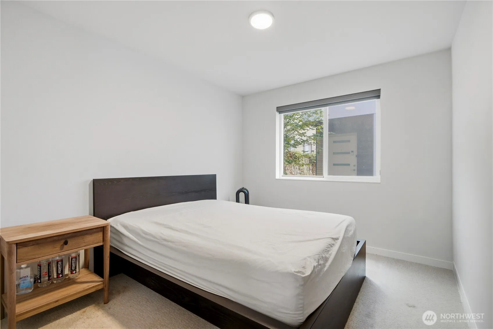 Property photo for 11530 Greenwood Avenue N, Seattle photo 3