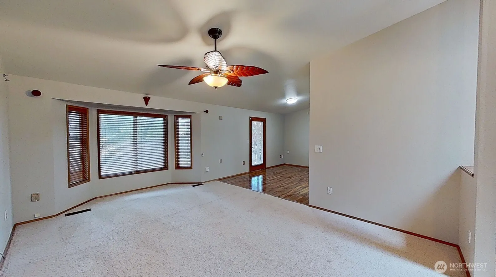 Property photo for 9544 Corvette Court, Lacey photo 3