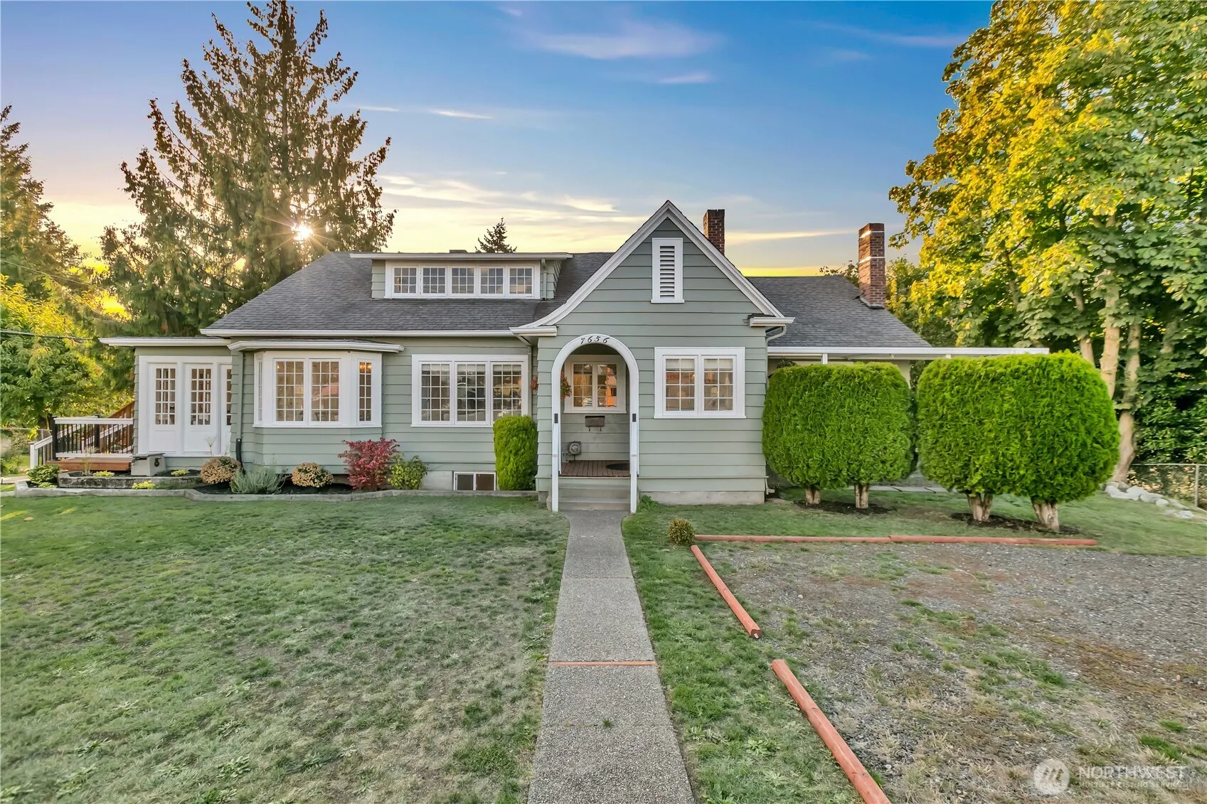 Property photo for 7656 Pacific Avenue, Tacoma