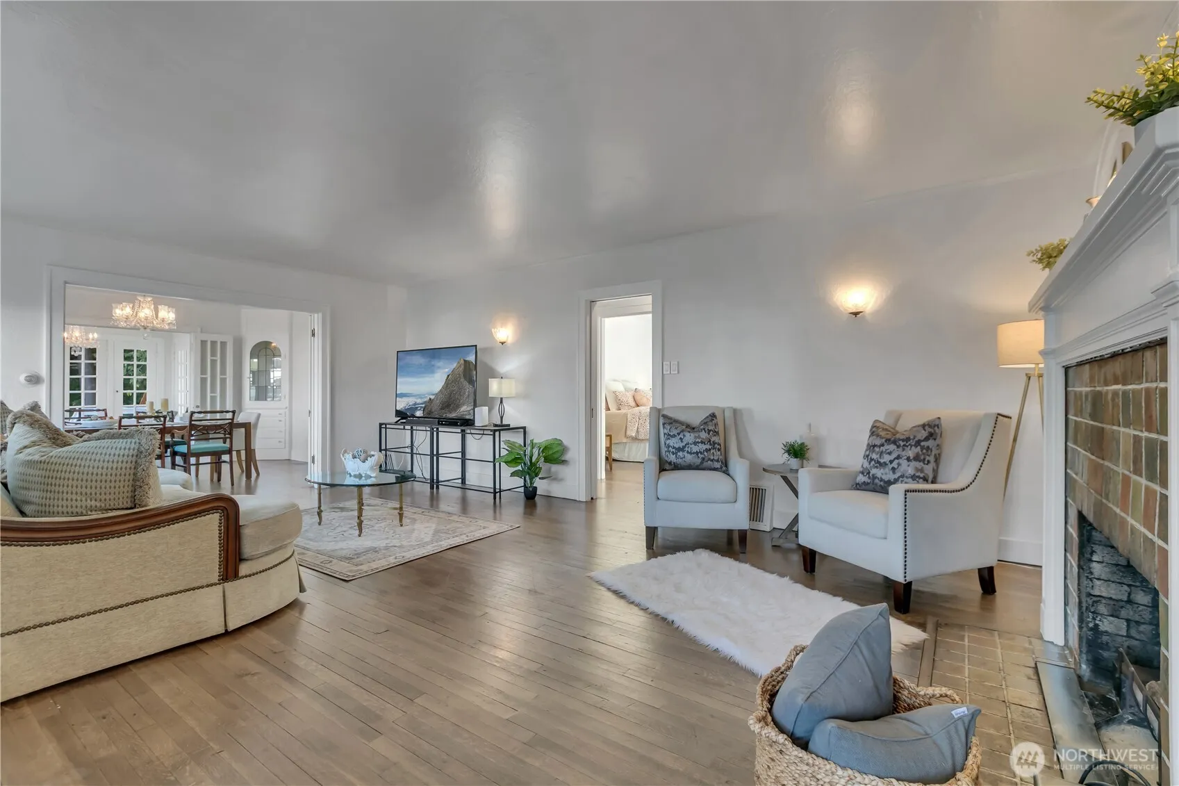 Property photo for 7656 Pacific Avenue, Tacoma photo 5