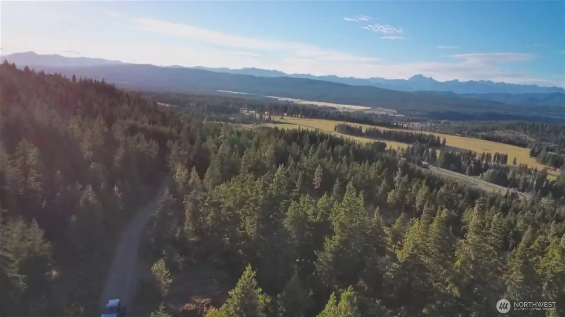 Property photo for 8440 Upper Peoh Point Rd, Cle Elum photo 4