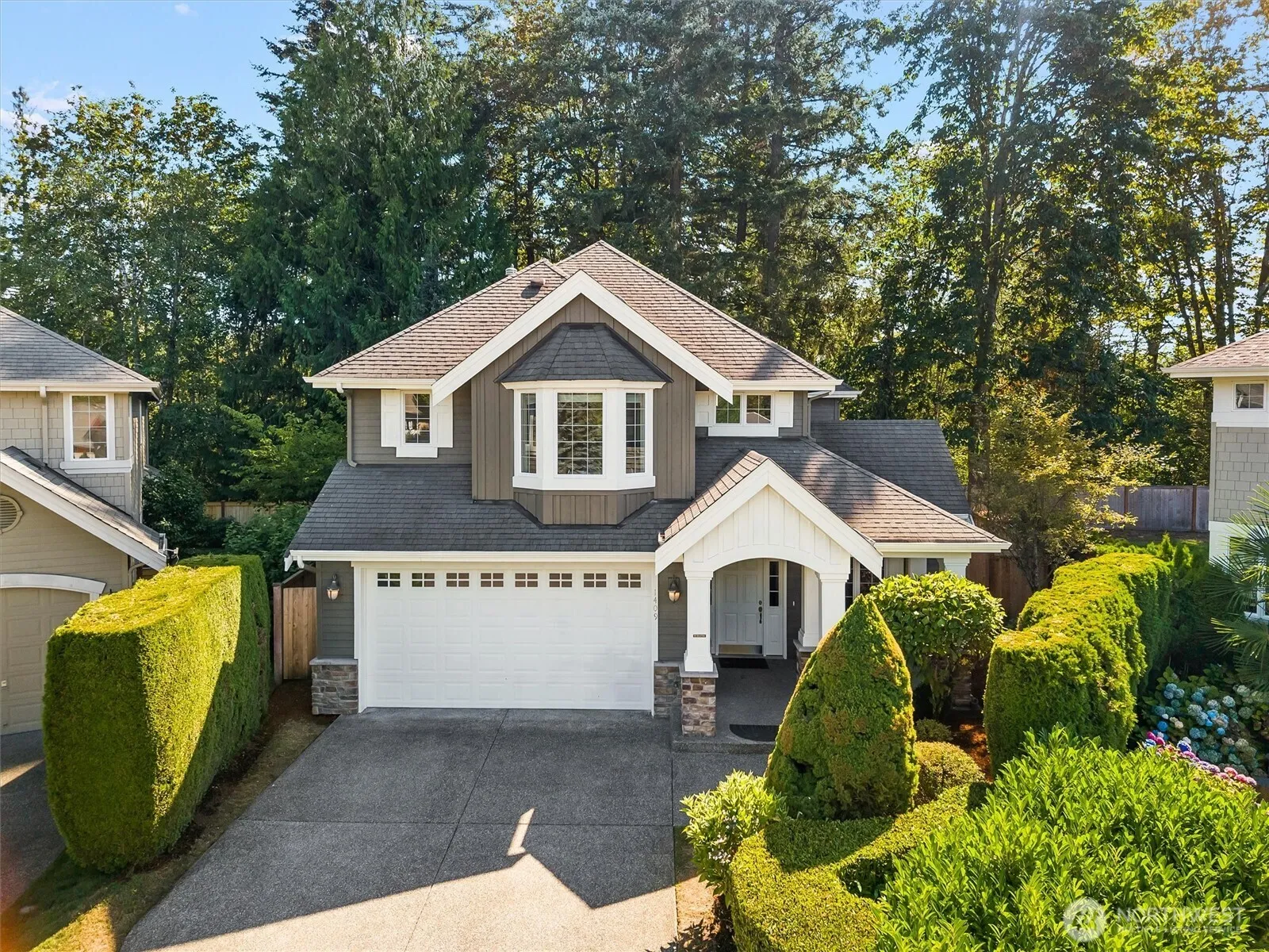 Property photo for 1409 271st Place Se, Sammamish photo 2