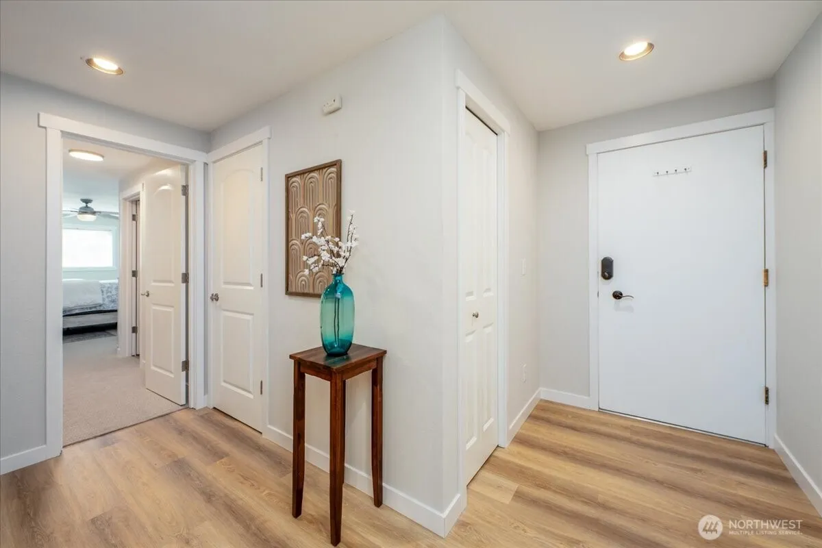 Property photo for 7505 212th Street Sw #c102, Edmonds photo 2
