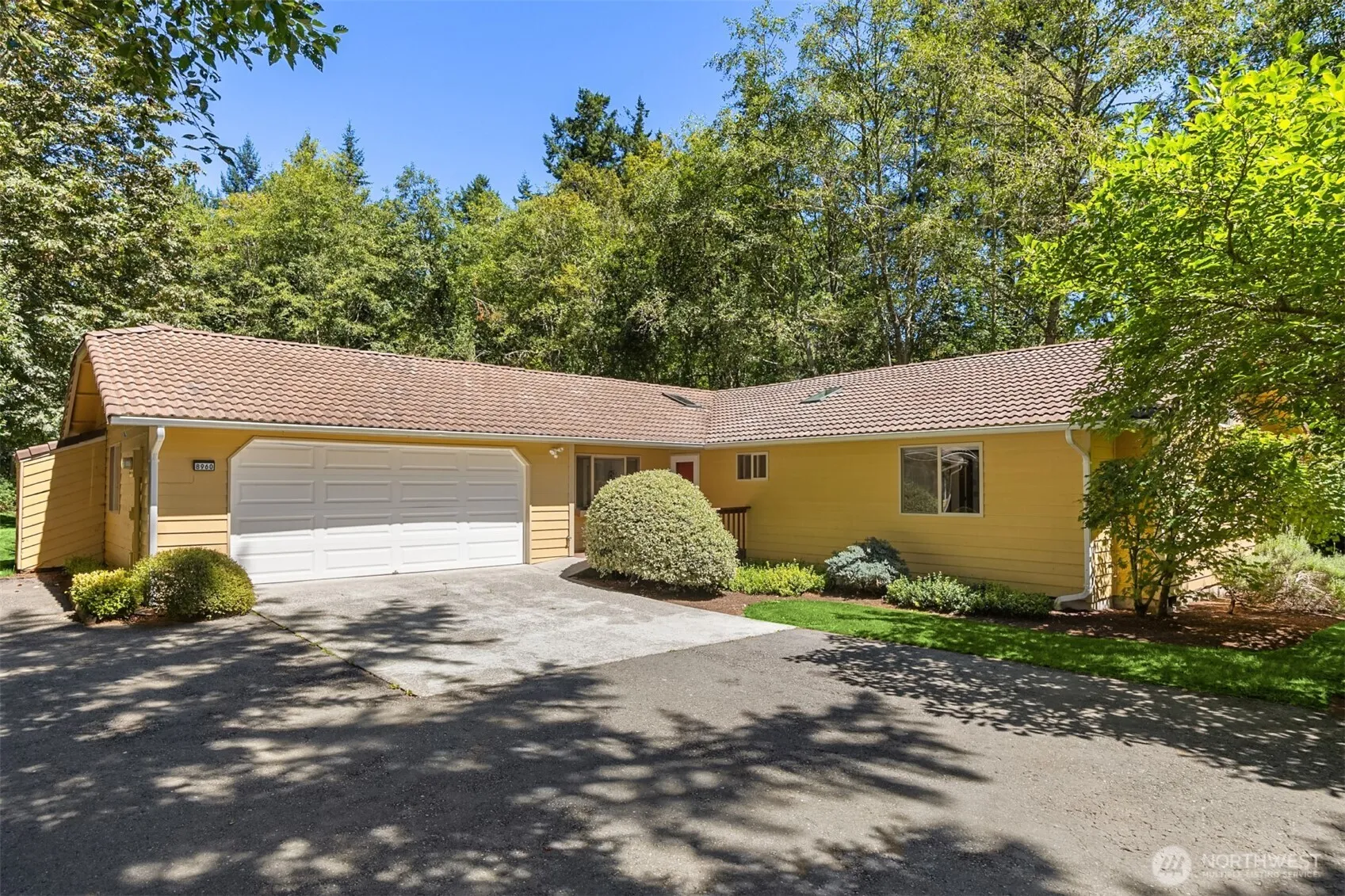 Property photo for 8960 Ne Day Road, Bainbridge Island