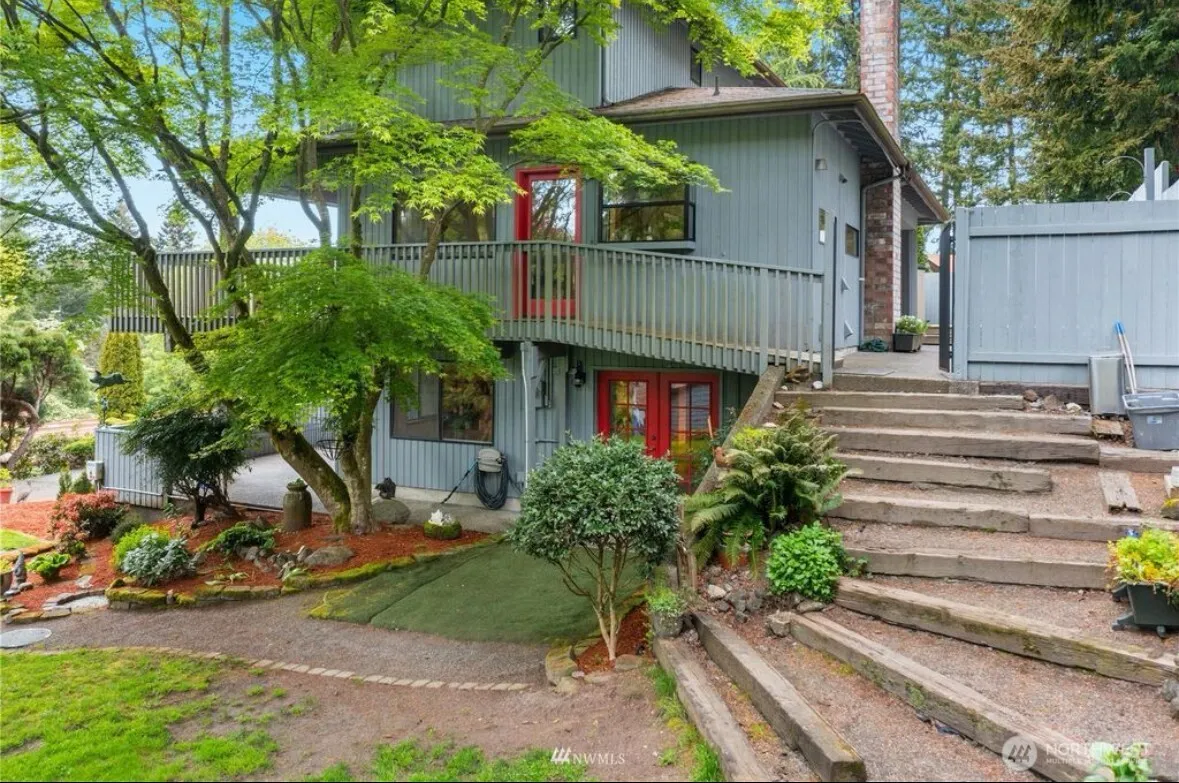 Property photo for 739 Ne Woods Court, Bremerton photo 3