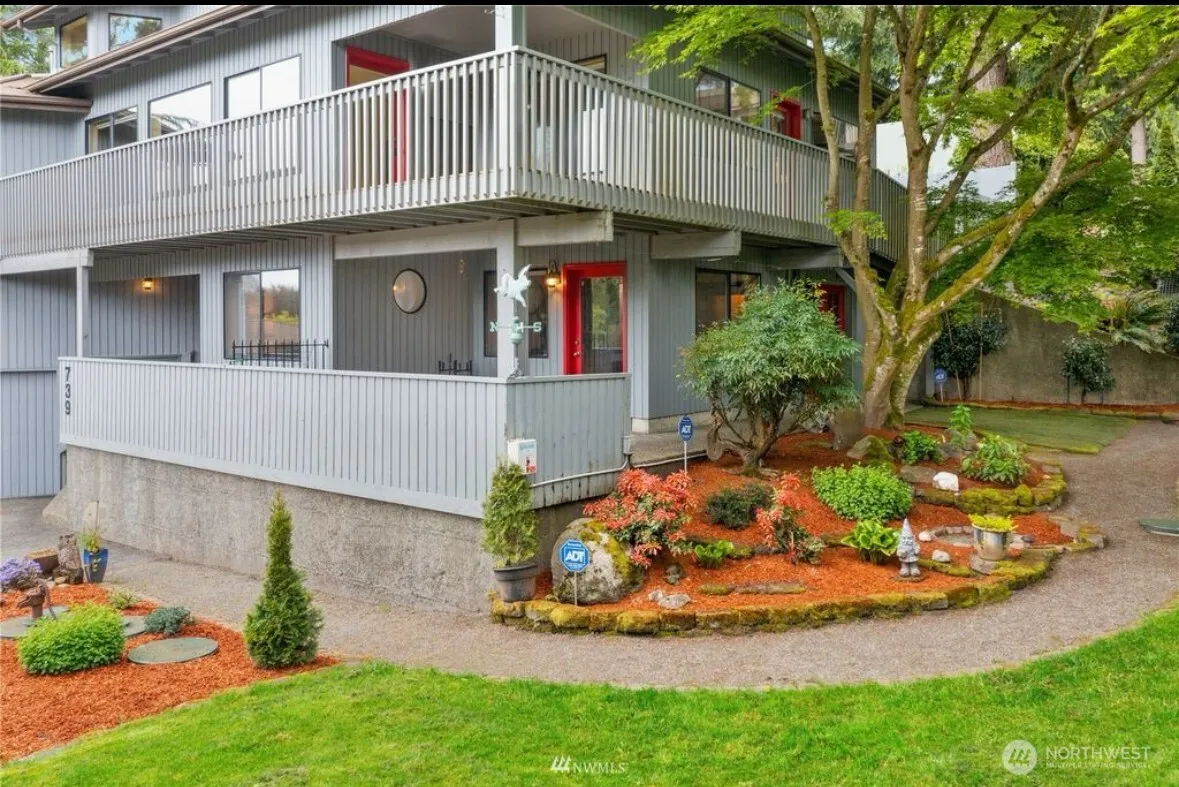 Property photo for 739 Ne Woods Court, Bremerton photo 5