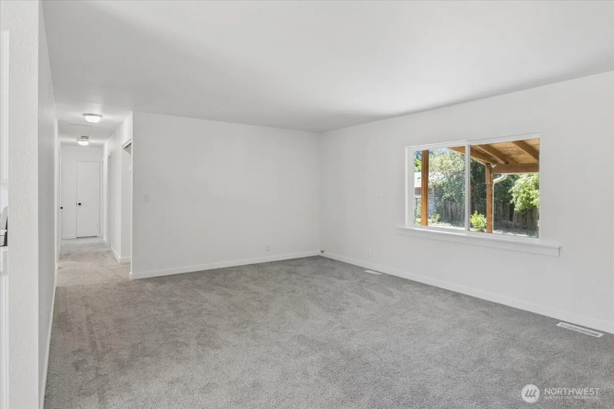 Property photo for 1542 Roland Avenue, Port Orchard photo 5