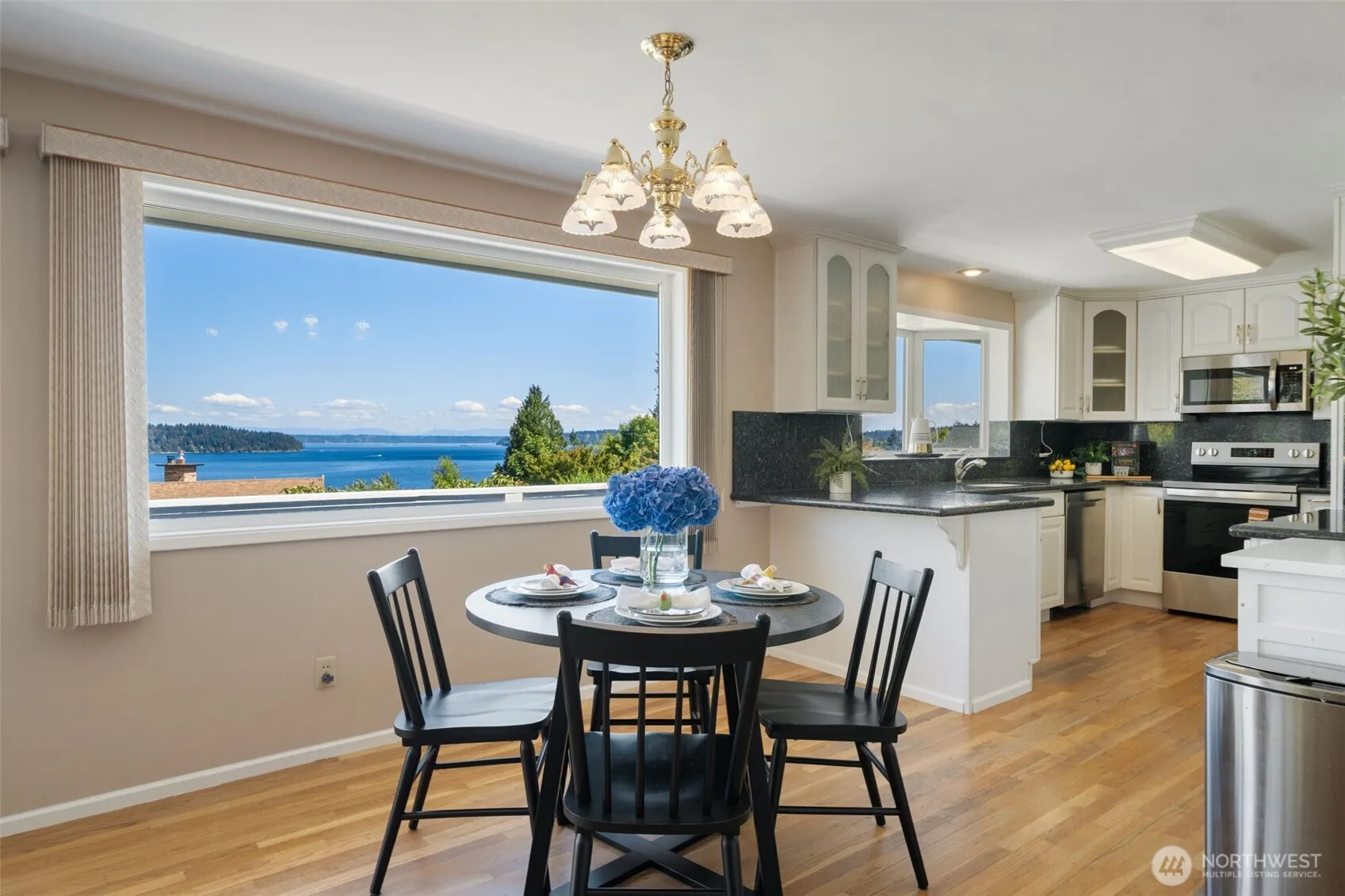 Property photo for 8102 E Seaview Drive, Port Orchard photo 5