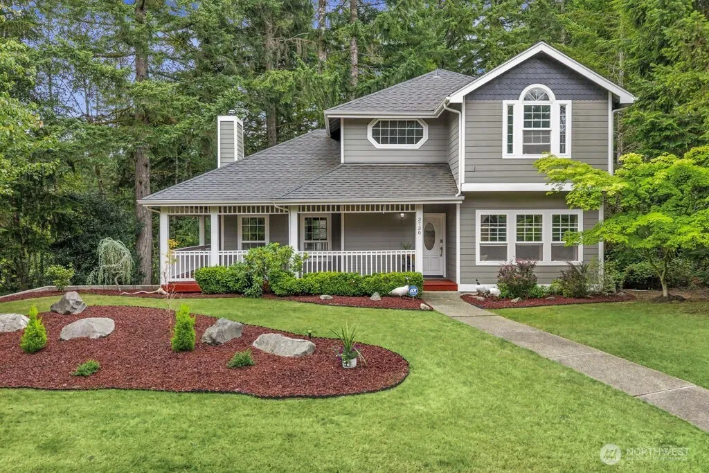Property photo for 3730 Sw Galway Court, Port Orchard photo 2