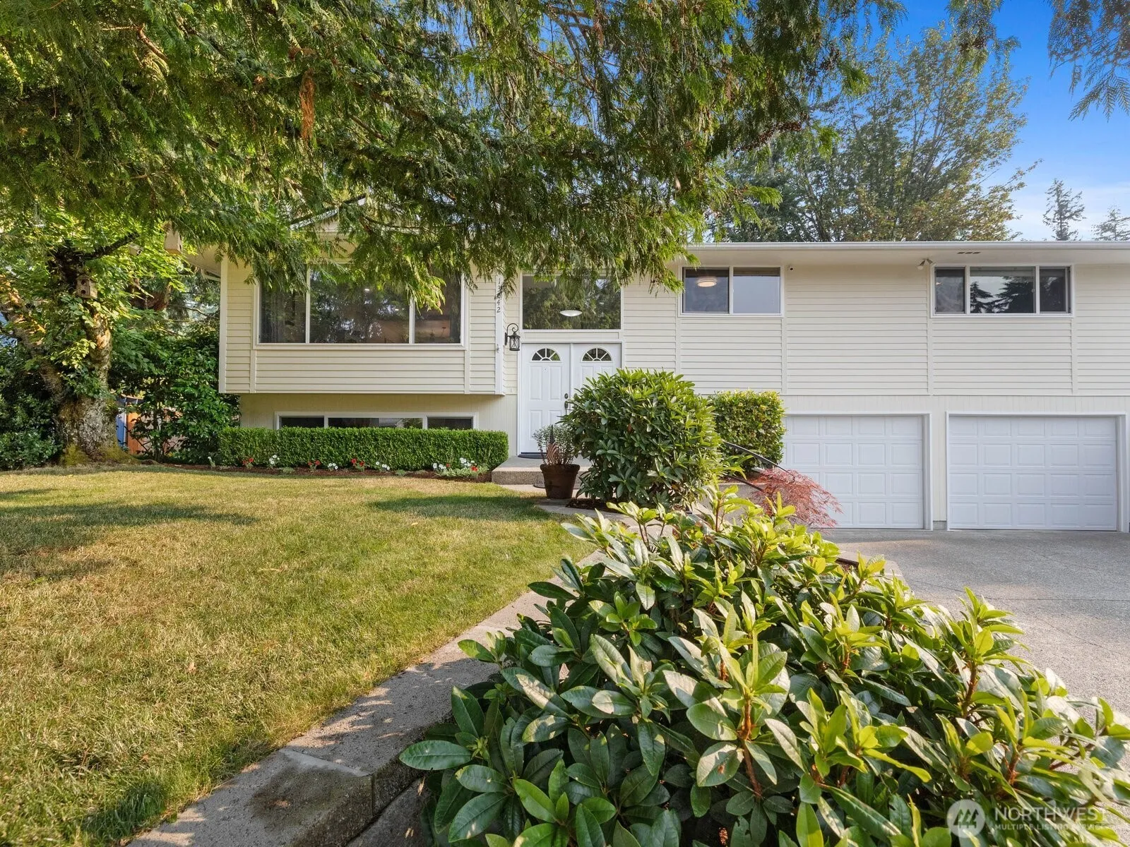 Property photo for 13042 Se 184th Place, Renton