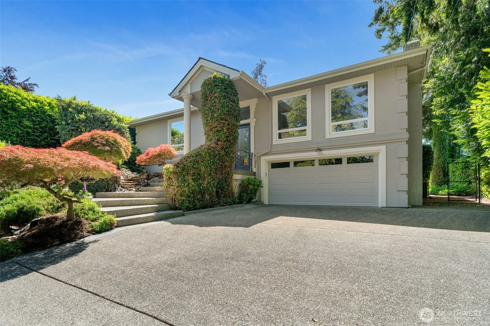Property photo for 11912 Marine View Drive, Edmonds photo 4