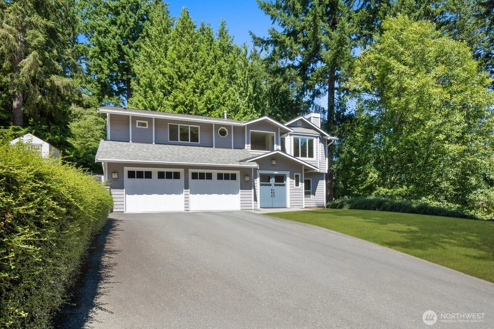 Property photo for 10920 Ne 189th Street, Bothell photo 2
