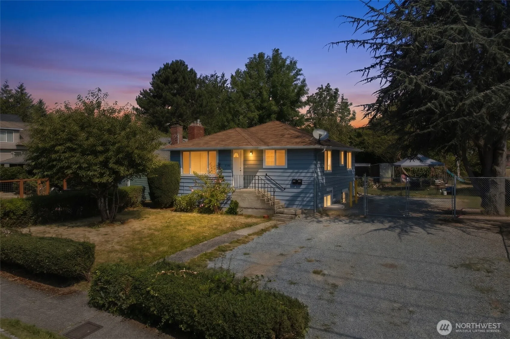 Property photo for 4424 S Holly Street, Seattle photo 2