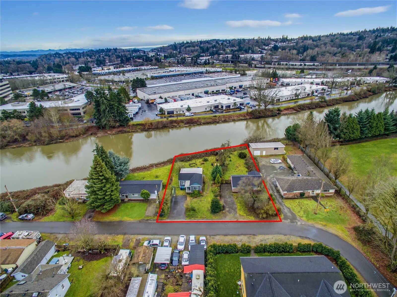 Property photo for 4613 S 125th Street Se, Tukwila