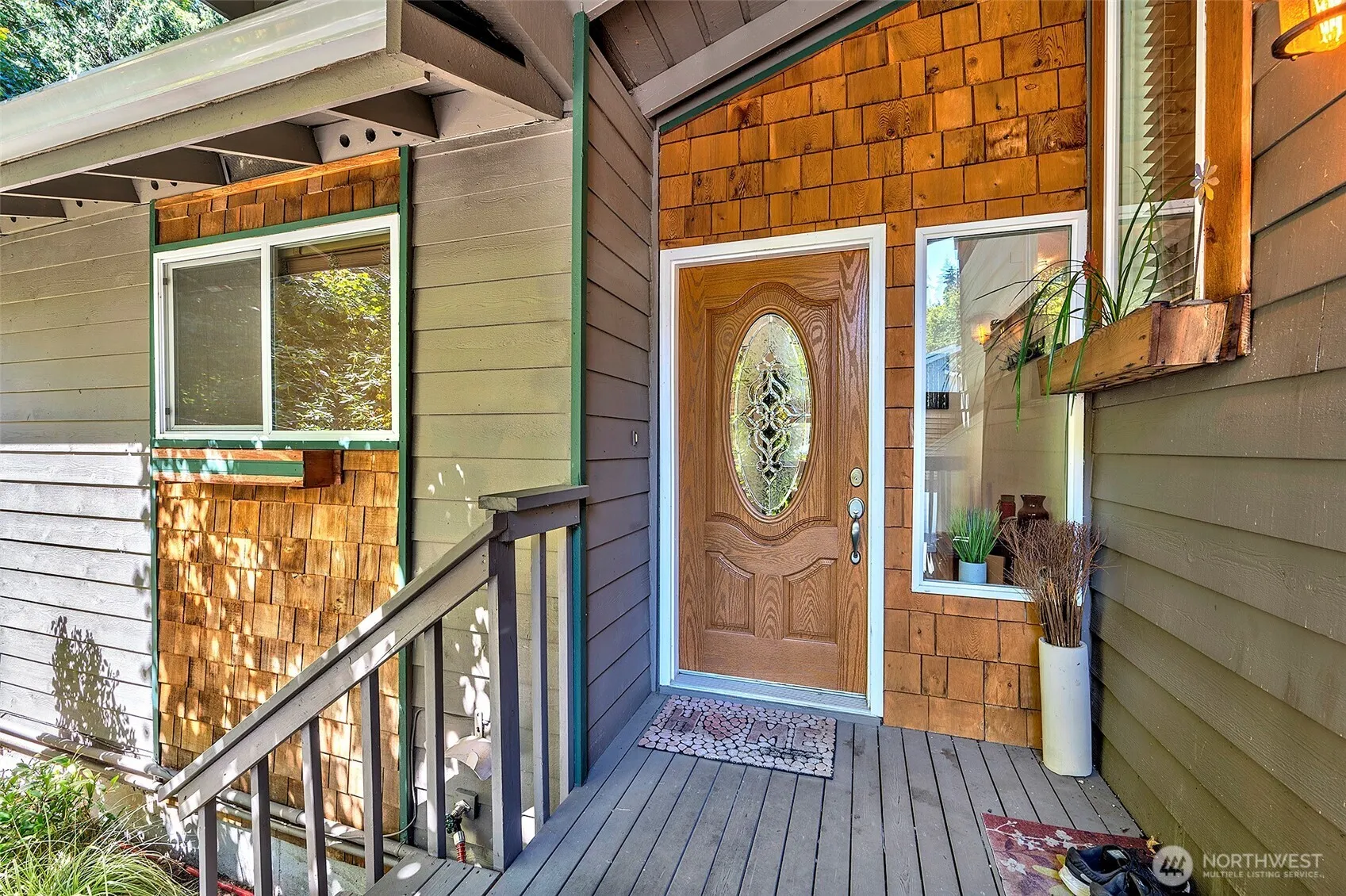 Property photo for 21220 Shell Valley Road, Edmonds photo 3