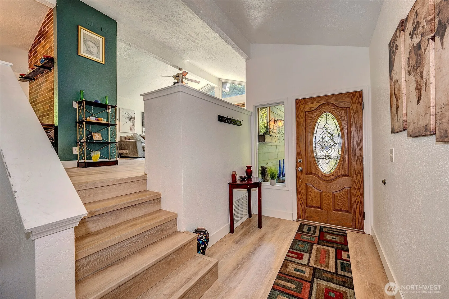 Property photo for 21220 Shell Valley Road, Edmonds photo 4