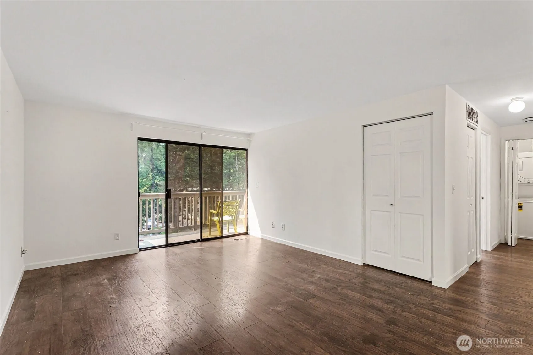 Property photo for 1420 153rd Ave Ne #3702, Bellevue photo 5
