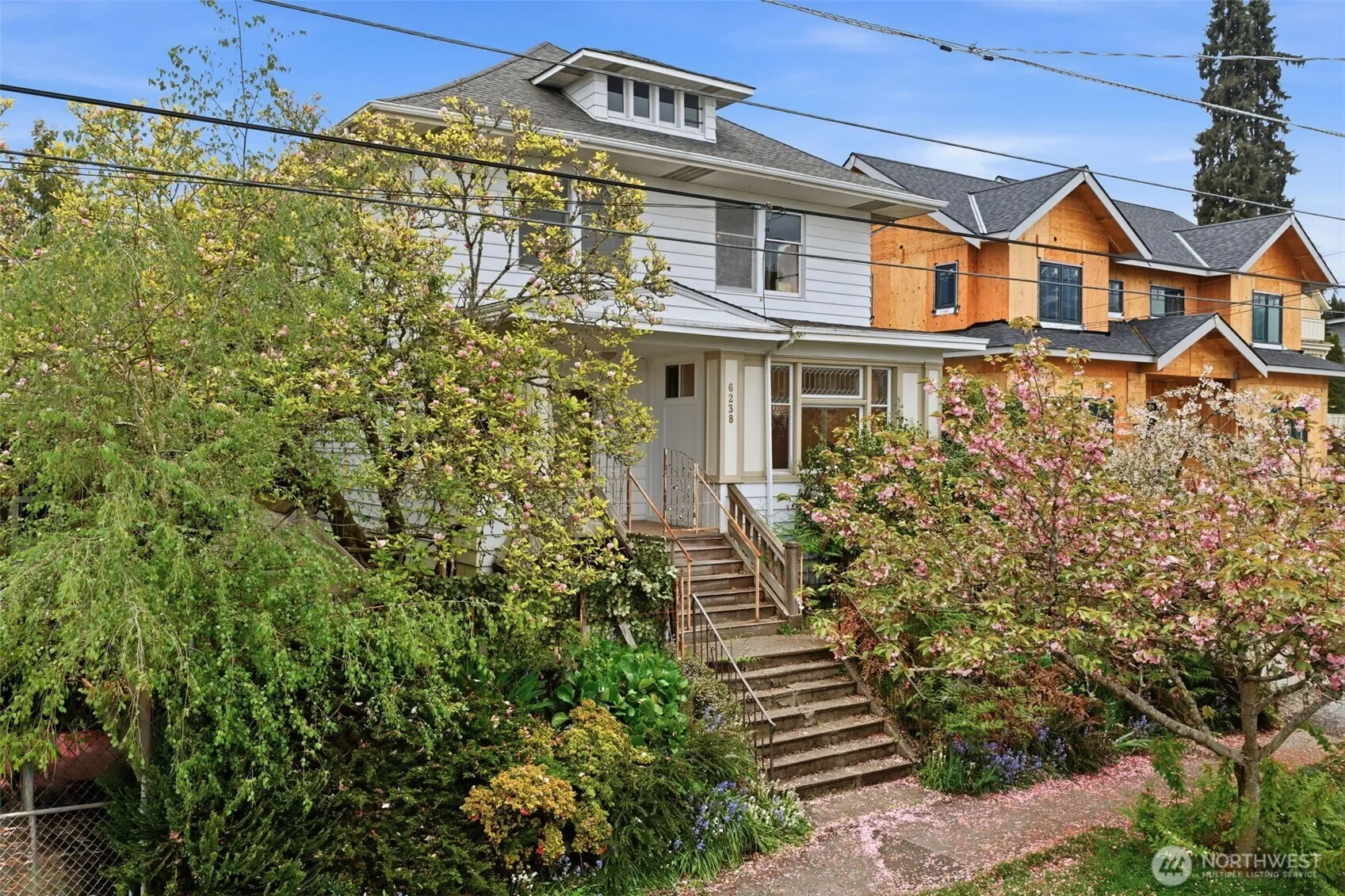 Property photo for 6238 Woodlawn Avenue N, Seattle
