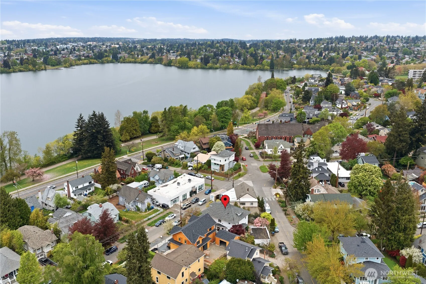 Property photo for 6238 Woodlawn Avenue N, Seattle