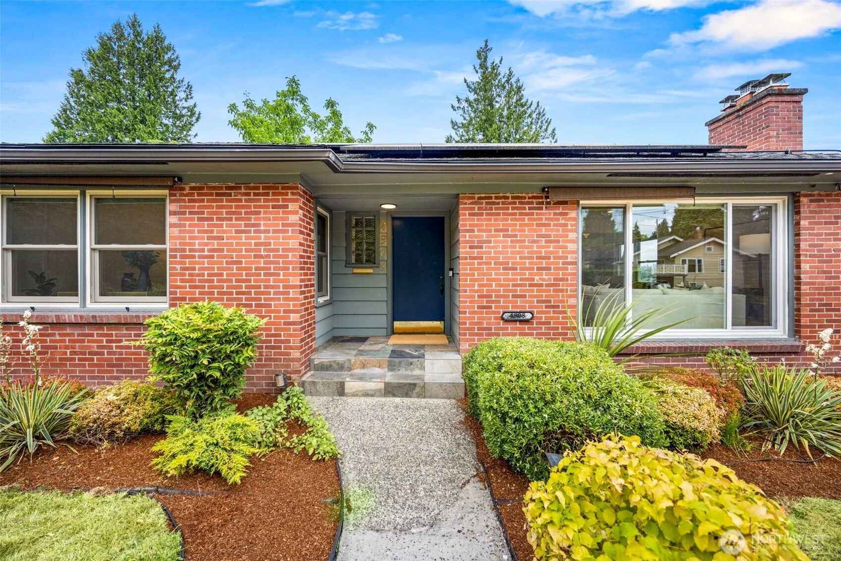 Property photo for 4908 S Snoqualmie Street, Seattle photo 2