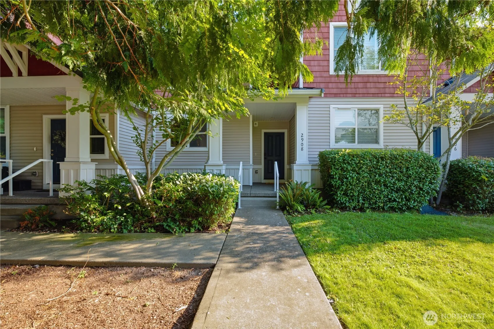 Property photo for 2908 Sw Raymond Street, Seattle photo 2
