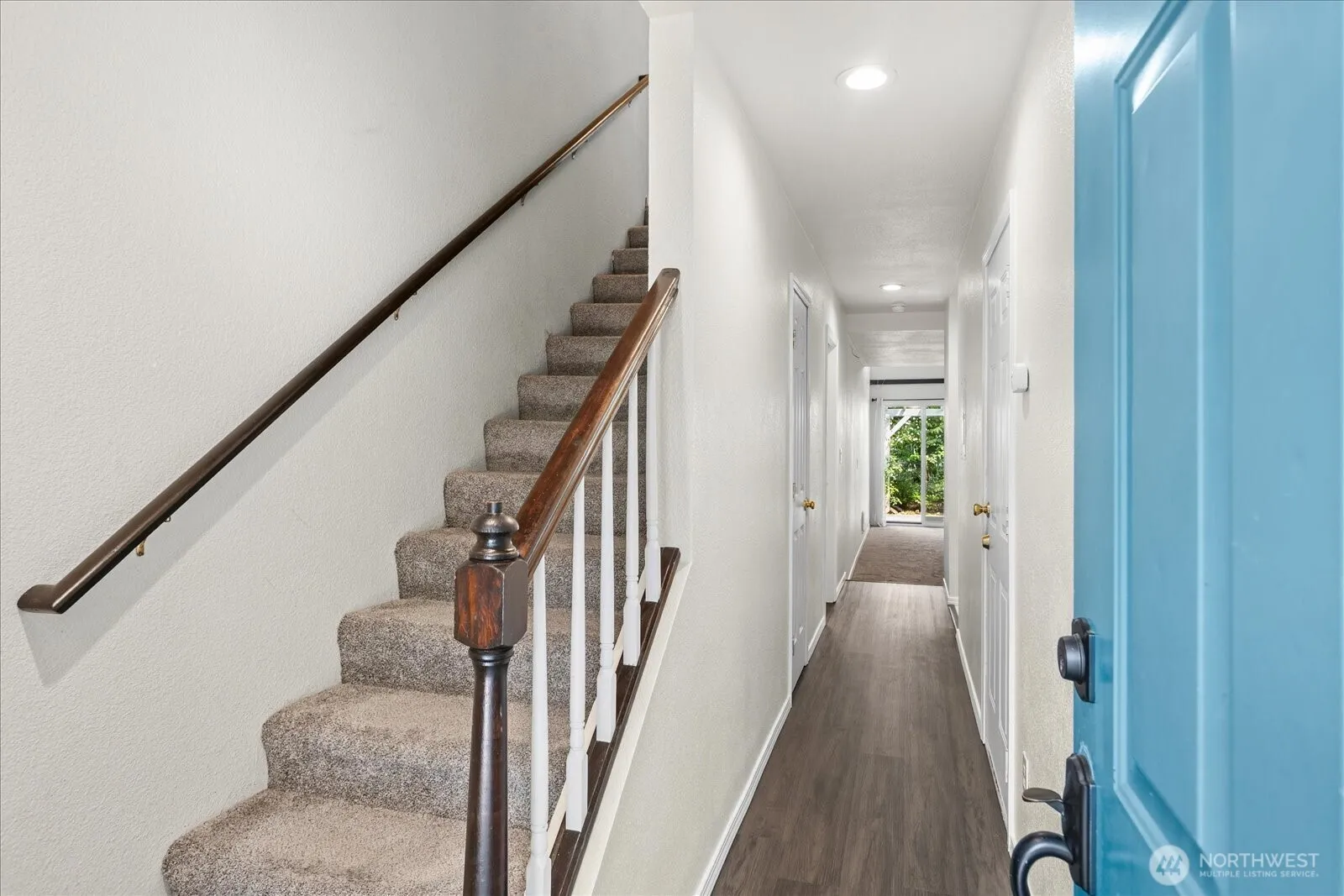 Property photo for 826 Pike Street Ne #c8, Auburn photo 3