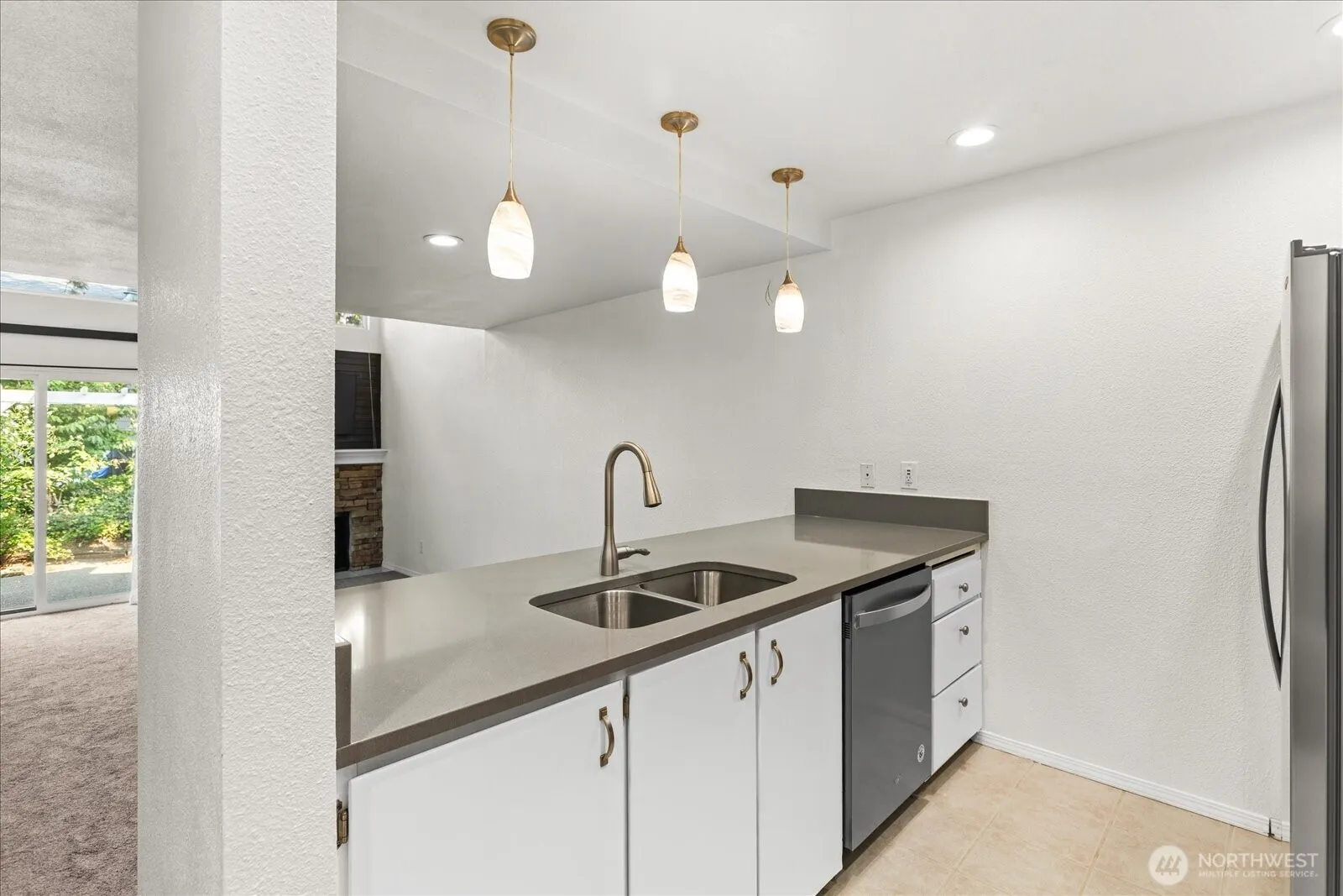 Property photo for 826 Pike Street Ne #c8, Auburn photo 5