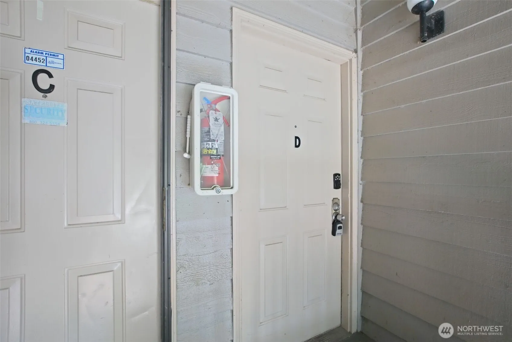 Property photo for 1804 S 285th Place #d, Federal Way photo 2