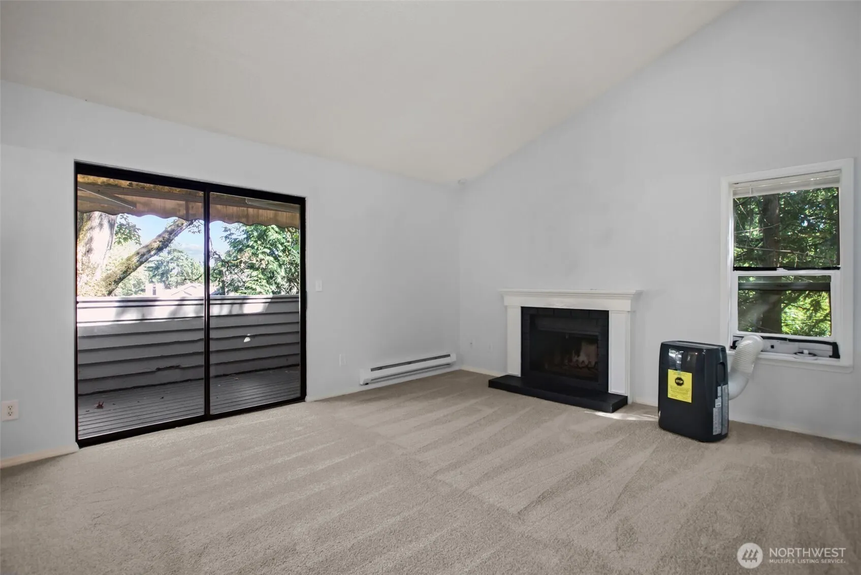 Property photo for 1804 S 285th Place #d, Federal Way photo 3