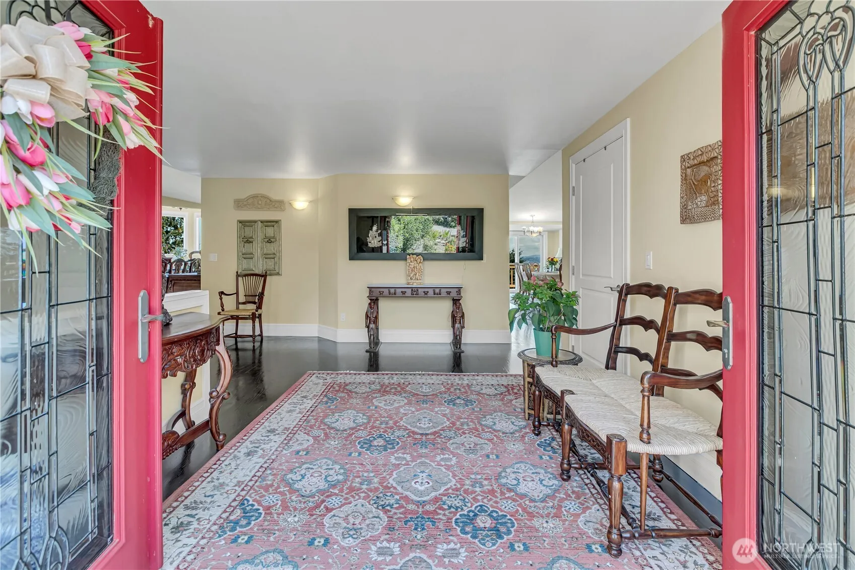 Property photo for 6203 Watchtower Road Ne, Tacoma photo 3