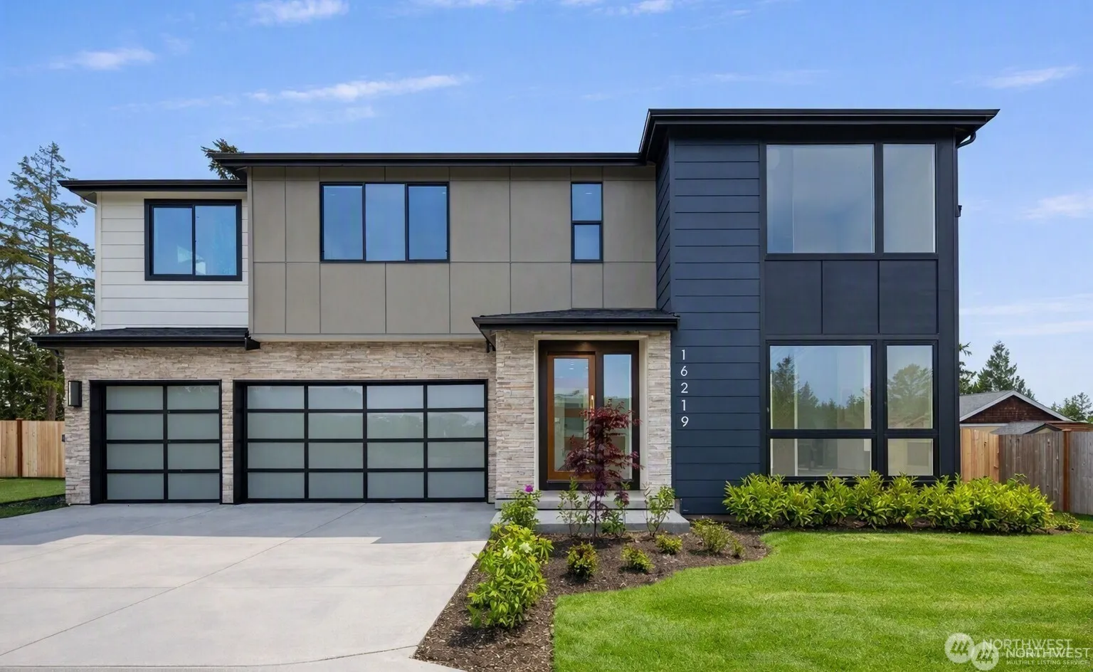 Property photo for 16219 Simonds Road Ne, Kenmore