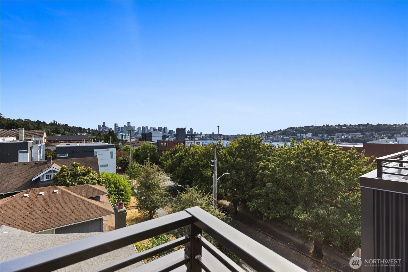 Property photo for 2328 Franklin Avenue E #c, Seattle photo 5