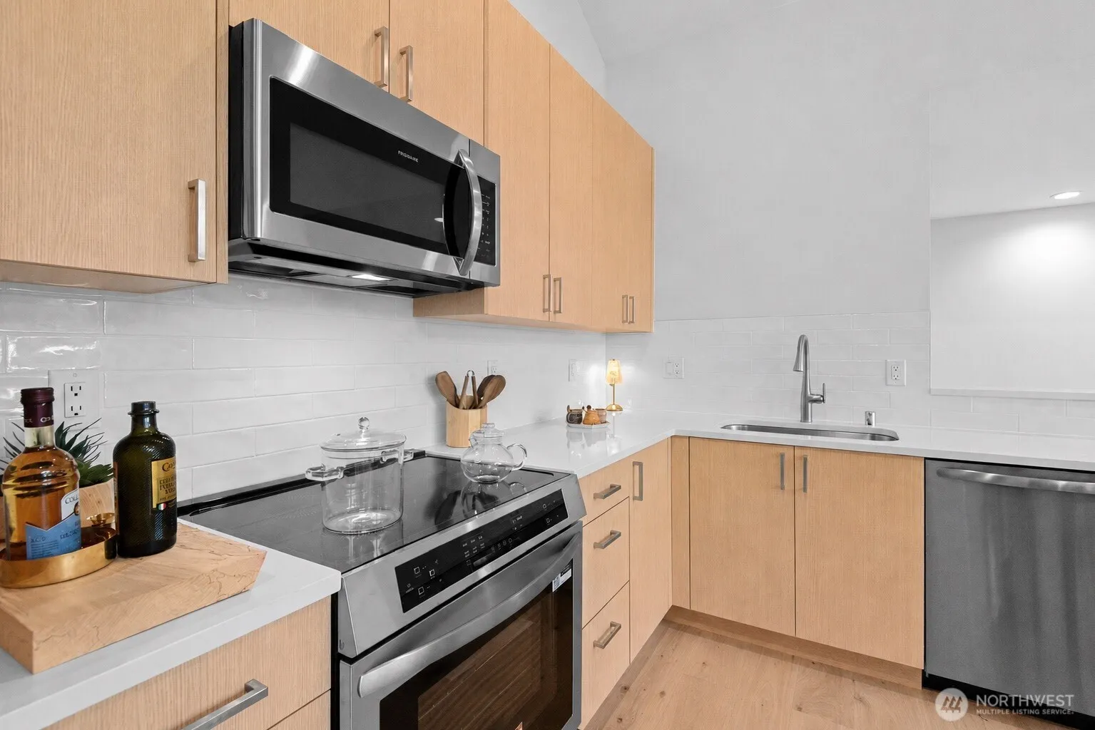 Property photo for 12749 37th Avenue Ne, Seattle photo 5