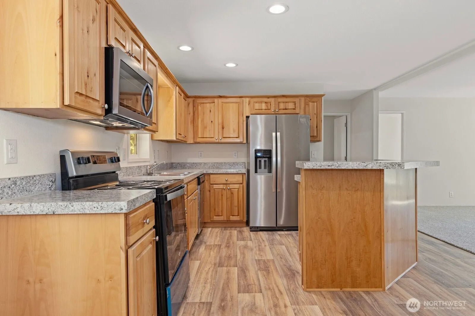 Property photo for 1615 Lake Drive Sw, Lakebay photo 3
