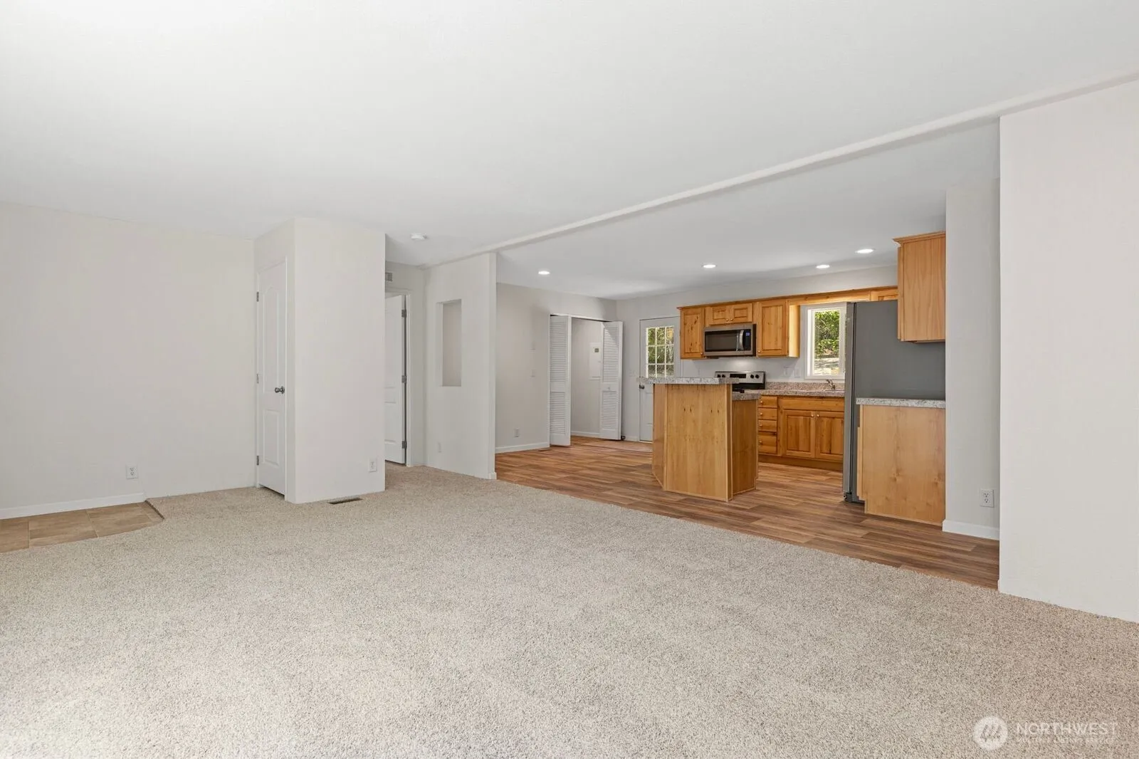 Property photo for 1615 Lake Drive Sw, Lakebay photo 5