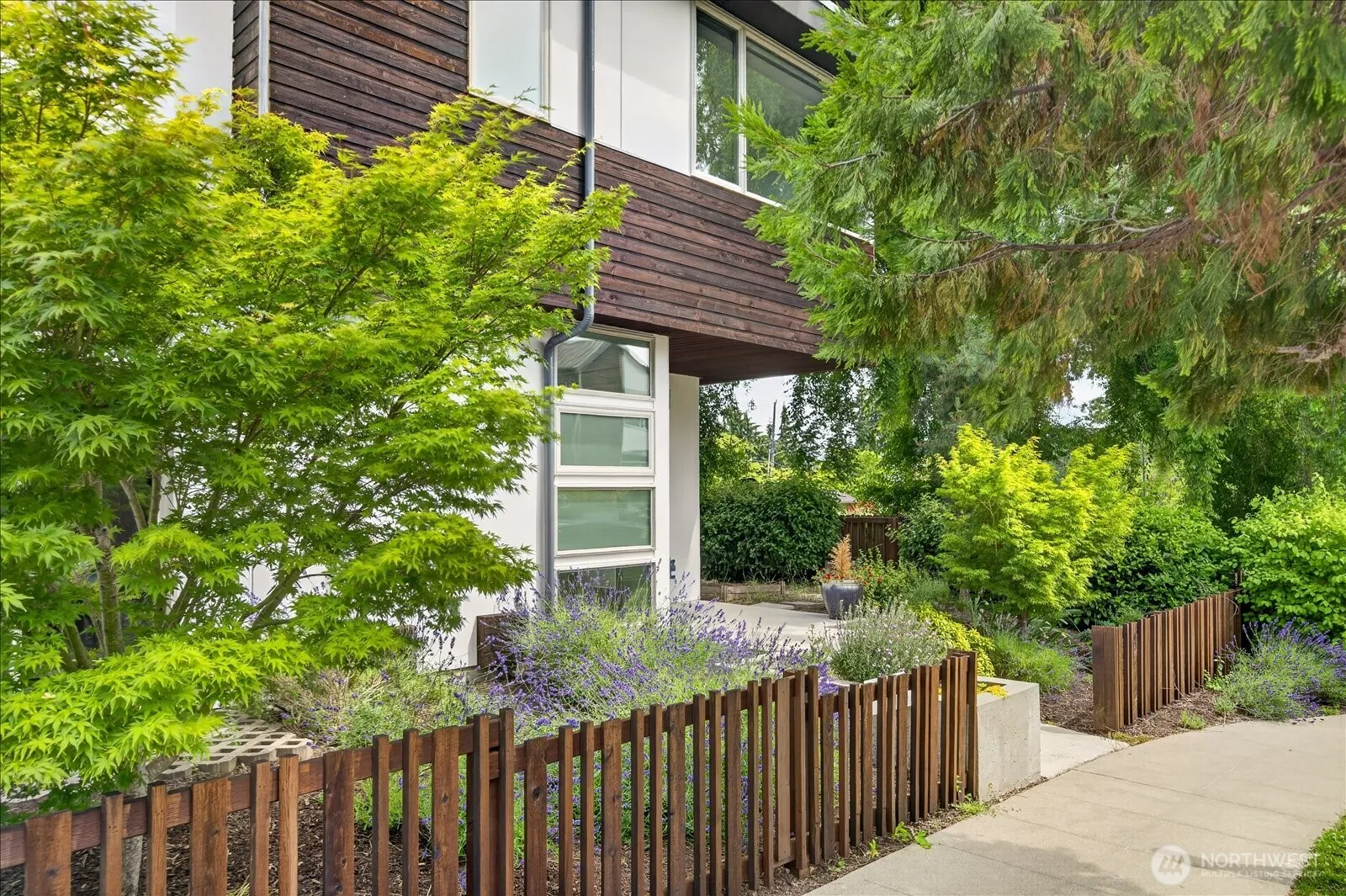 Property photo for 4440 Renton Avenue S, Seattle photo 3