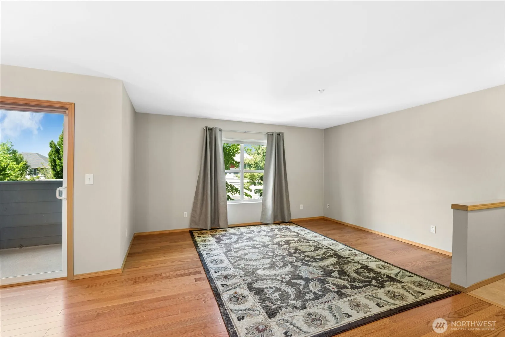 Property photo for 1652 25th Place Ne #203, Issaquah photo 5