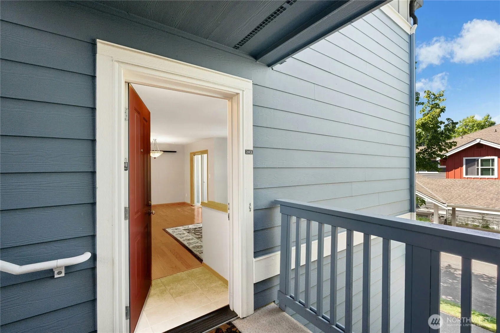 Property photo for 1652 25th Place Ne #203, Issaquah photo 3