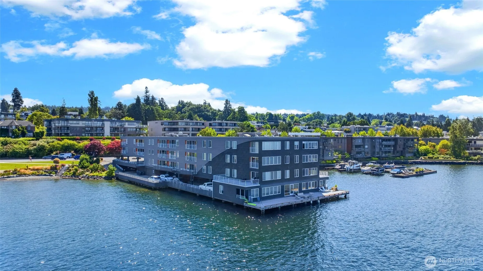 Property photo for 733 S Lake St #209, Kirkland photo 5