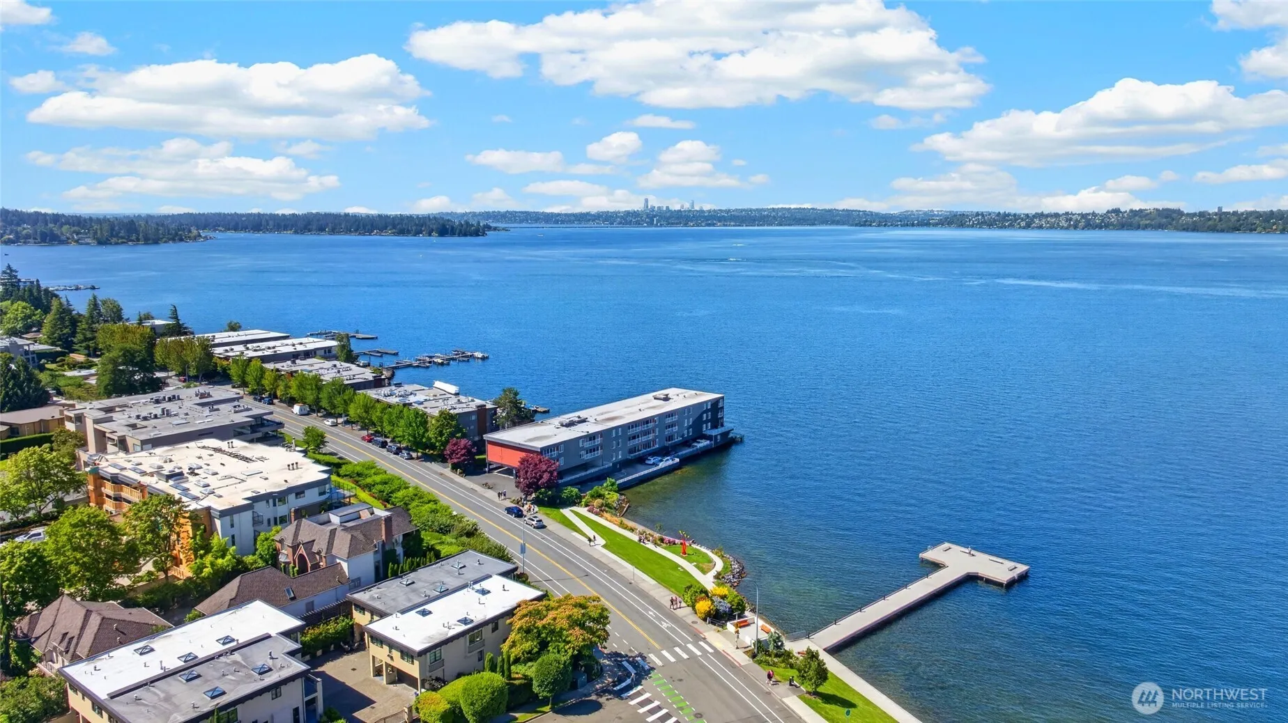 Property photo for 733 S Lake St #209, Kirkland