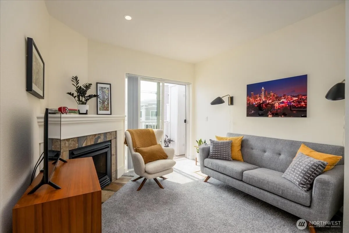 Property photo for 1545 Nw 57th #613, Seattle photo 2