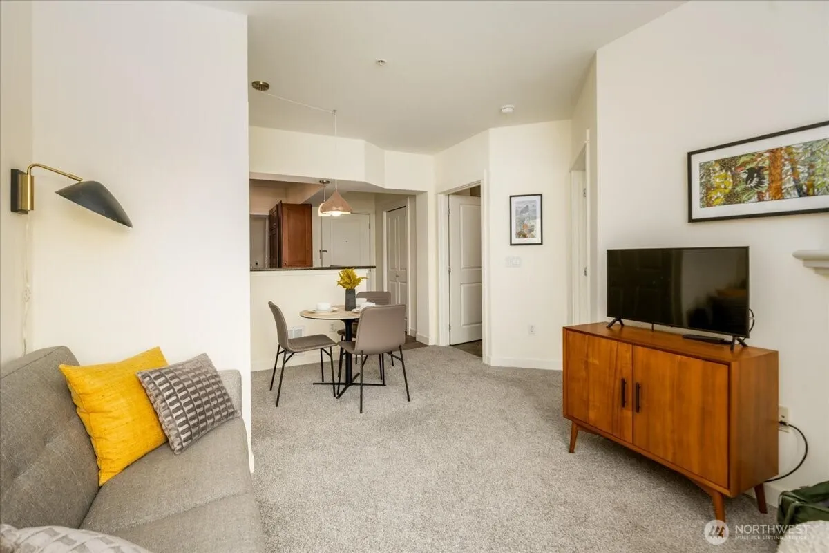 Property photo for 1545 Nw 57th #613, Seattle photo 3