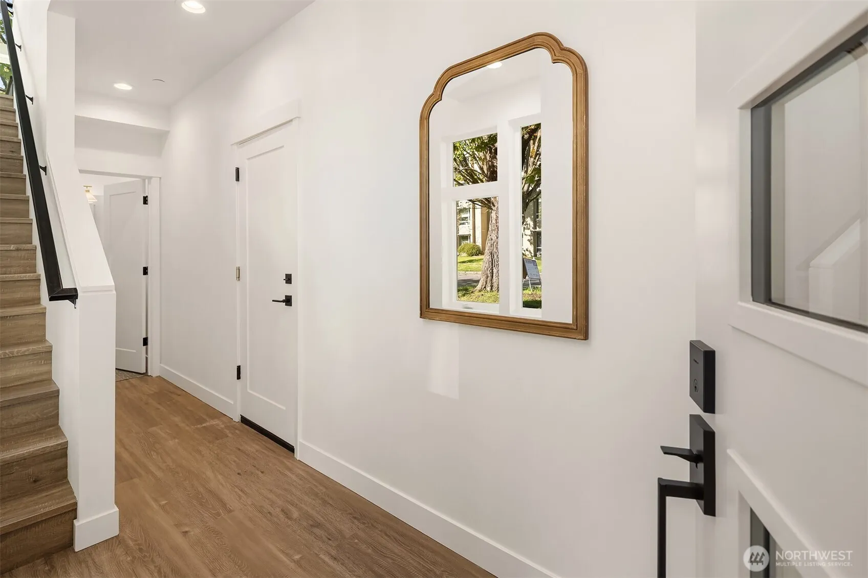Property photo for 1713 17th Avenue, Seattle photo 2