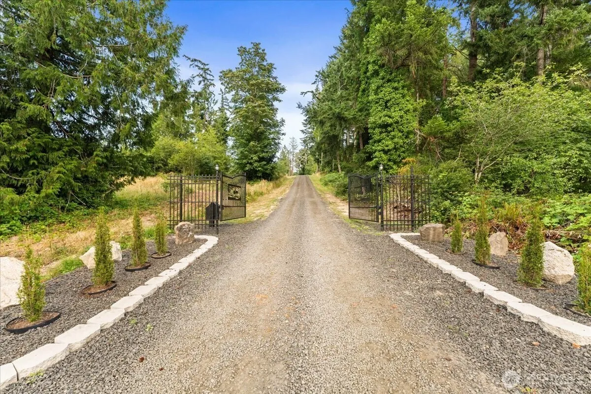 Property photo for 2701 Fishtrap Loop Ne, Olympia photo 2