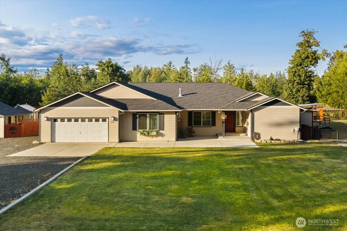 Property photo for 2701 Fishtrap Loop Ne, Olympia