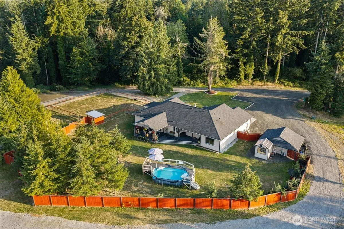 Property photo for 2701 Fishtrap Loop Ne, Olympia photo 4
