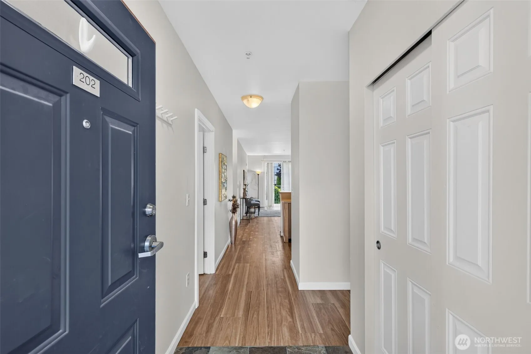 Property photo for 1220 E Columbia Street #202, Seattle photo 3