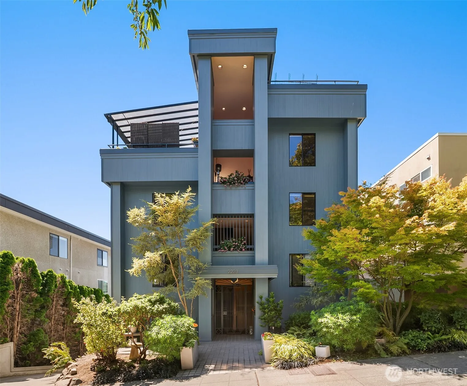 Property photo for 2223 13th Avenue W #301, Seattle photo 2
