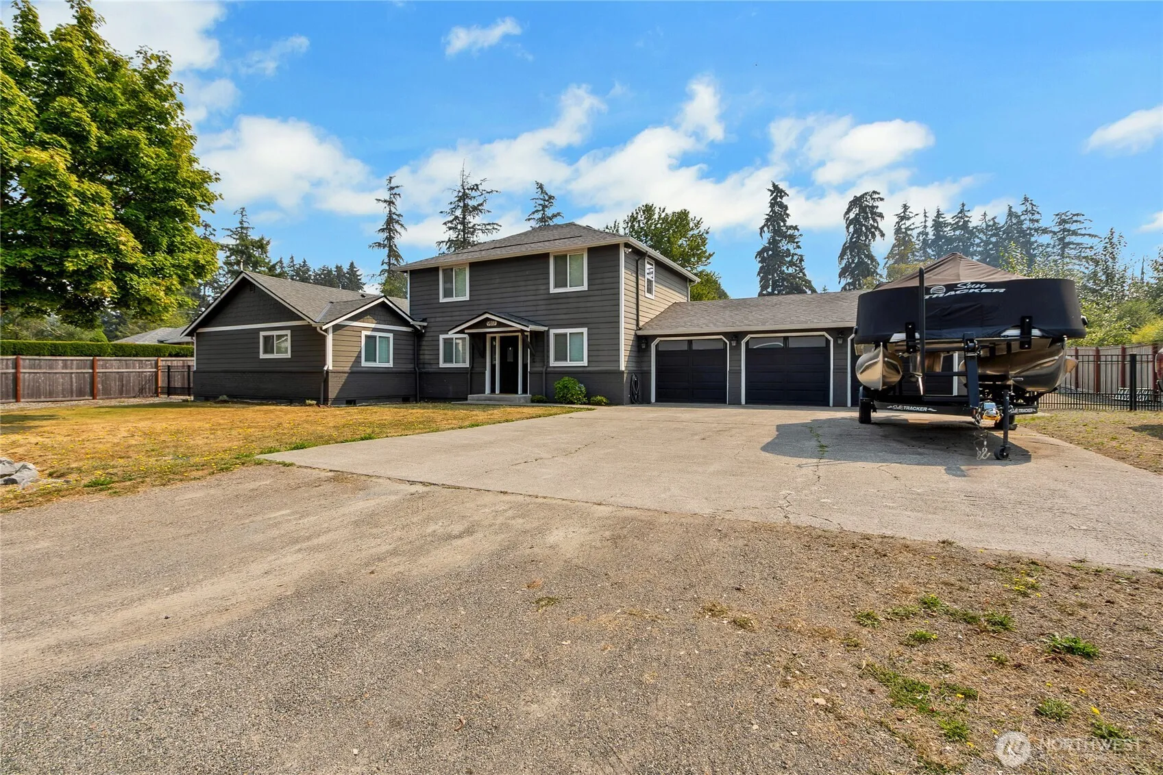 Property photo for 9817 66th Avenue E, Puyallup photo 2