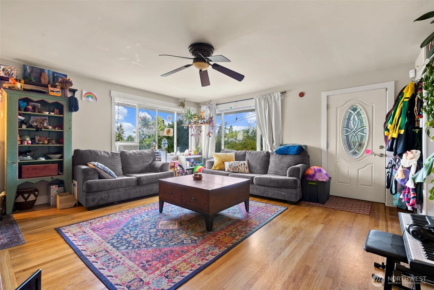 Property photo for 1735 S Pearl Street, Seattle photo 5